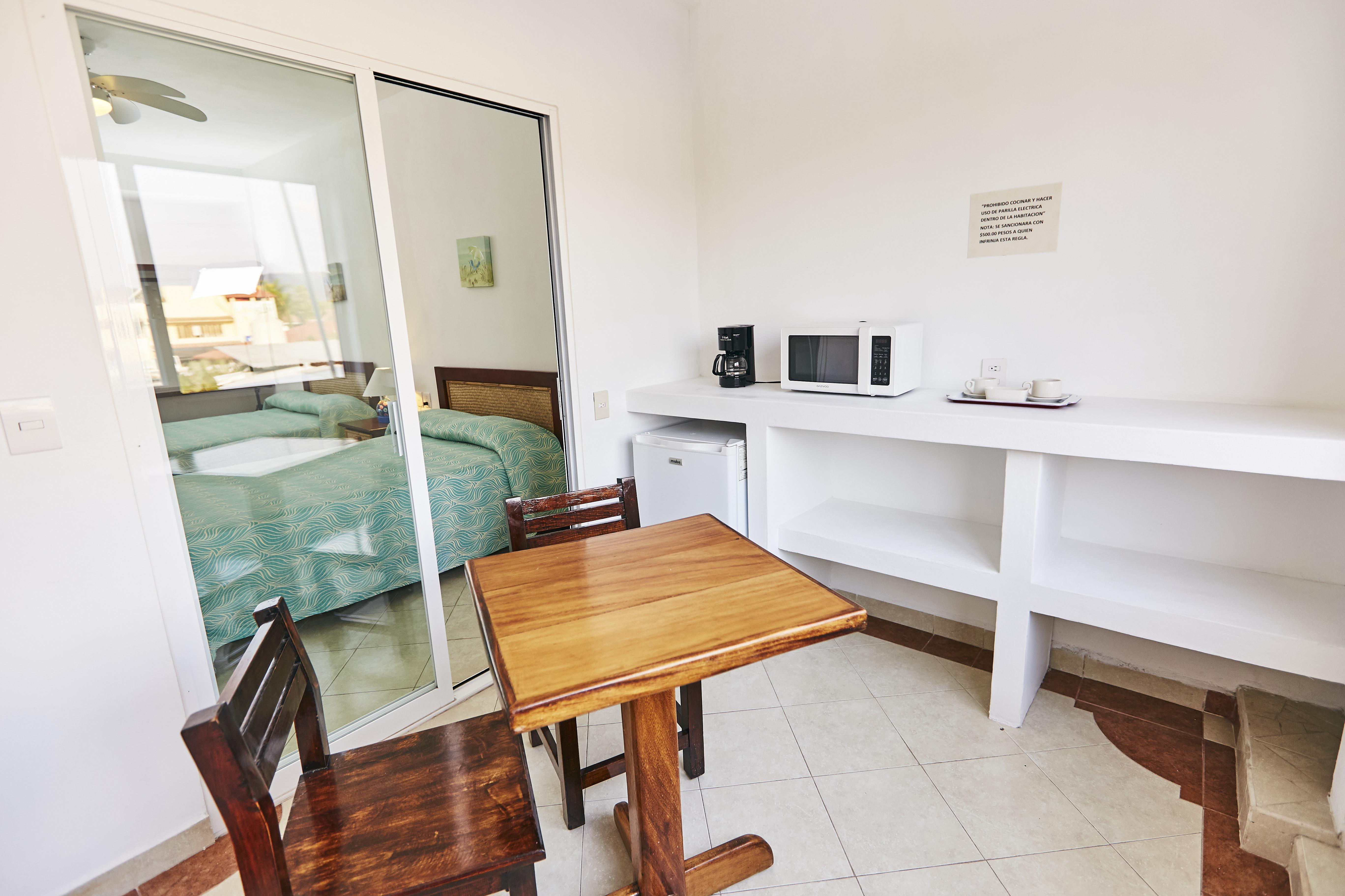 Hotel Suites Ixtapa Plaza Exterior photo