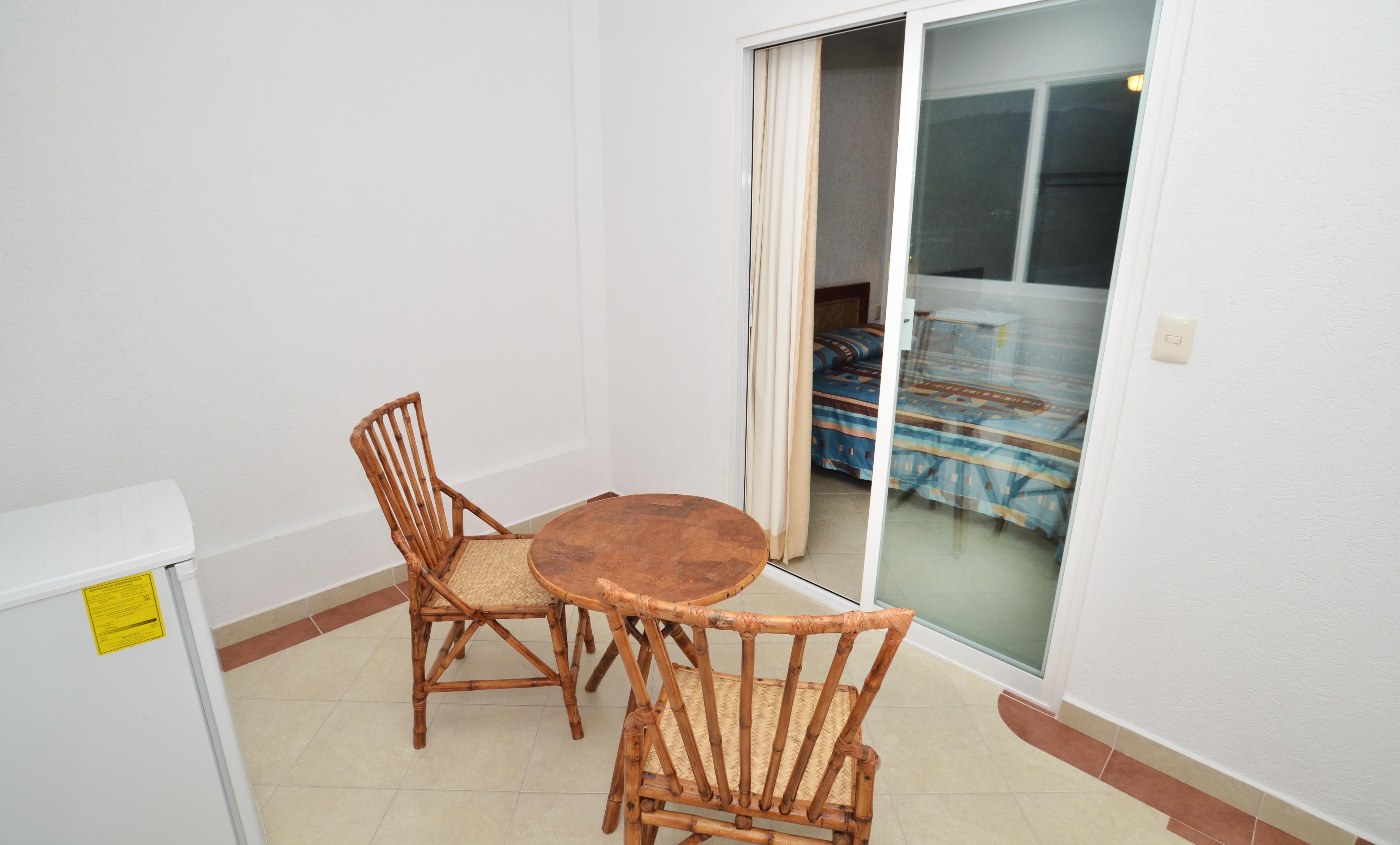 Hotel Suites Ixtapa Plaza Exterior photo