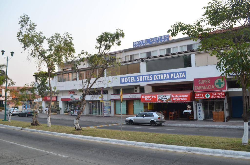 Hotel Suites Ixtapa Plaza Exterior photo